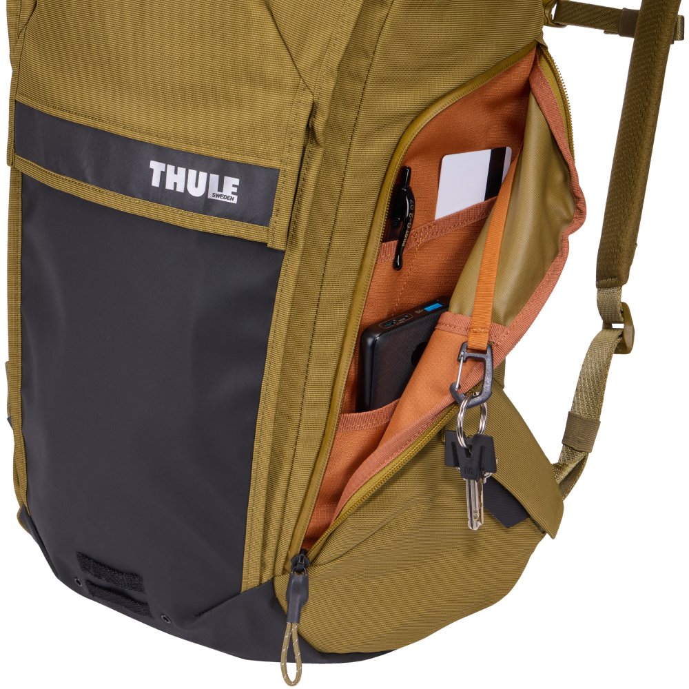 Thule_Paramount_Bike_Commute_20L_3205234_05.jpg