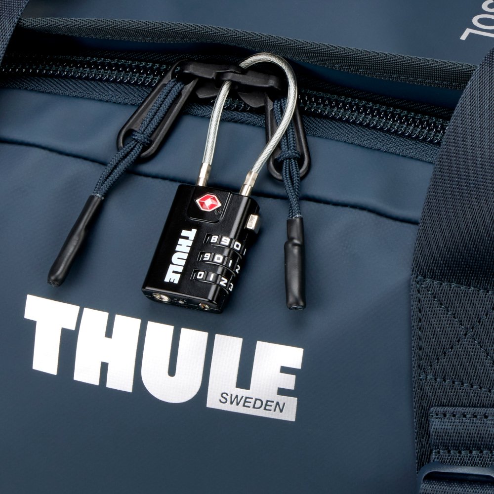 Thule_Chasm_30L_DarkestBlue_3205586_04.jpg