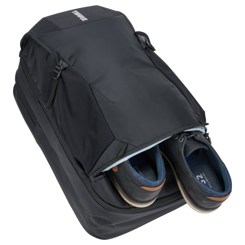 Thule_Enroute_30L_Black_3205512_02.jpg