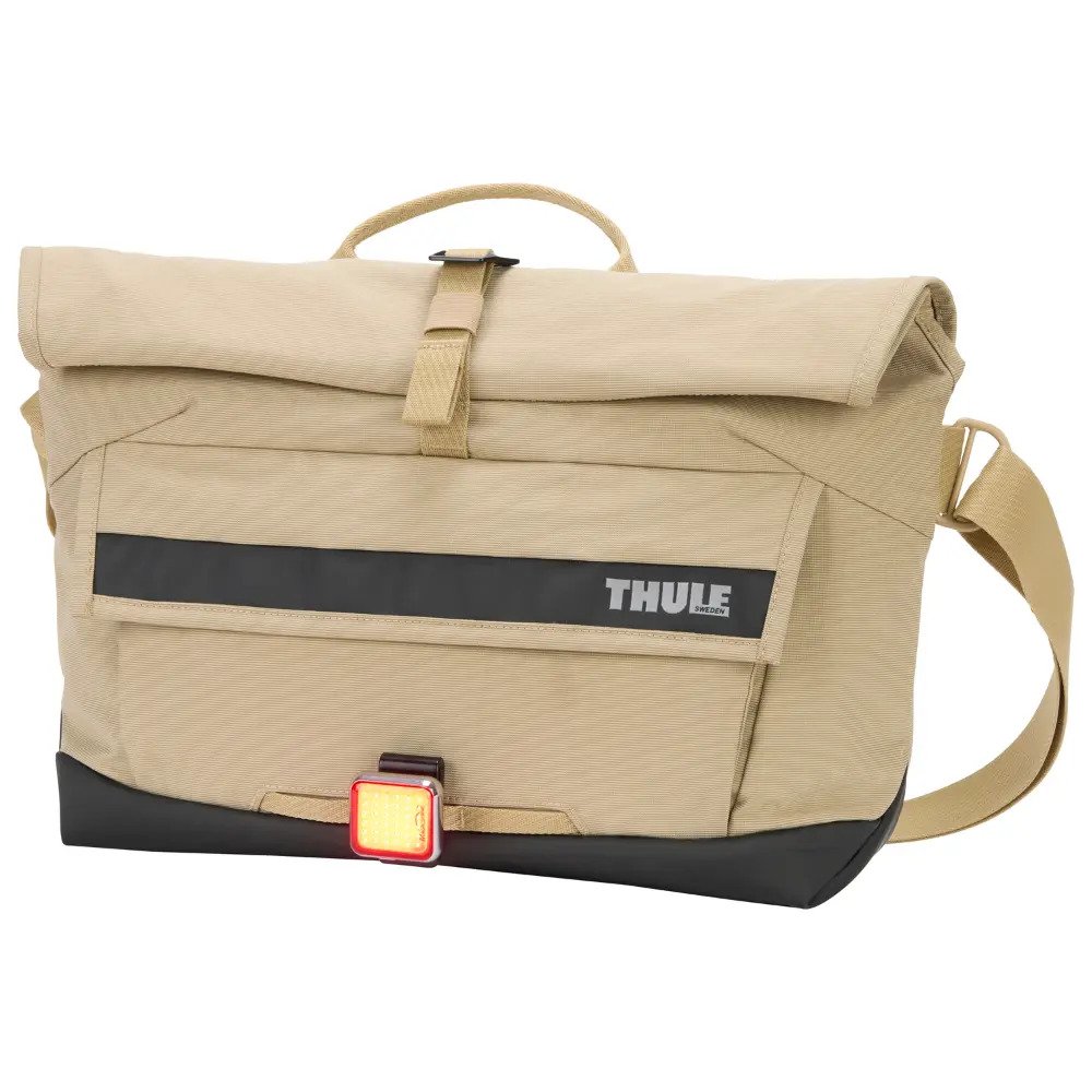 Thule_Paramount_14L_3205545_01.jpg