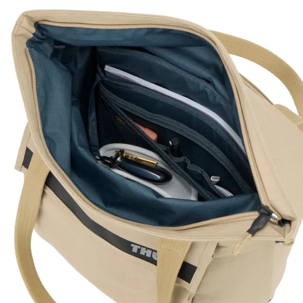 Thule_Paramount_22L_3205546_02.jpg