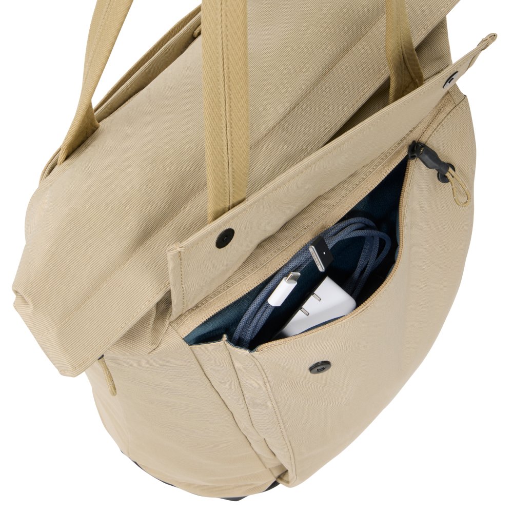 Thule_Paramount_22L_3205546_03.jpg