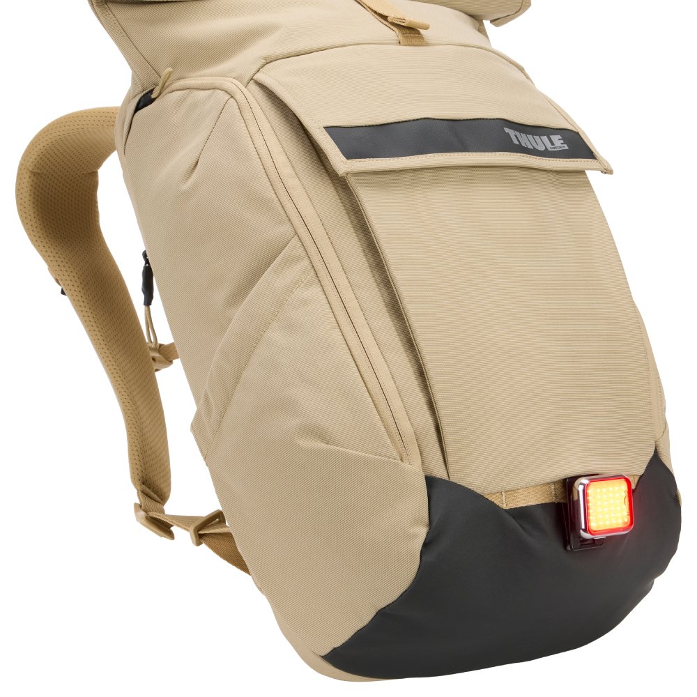 Thule_Paramount_24L_3205547_02.jpg