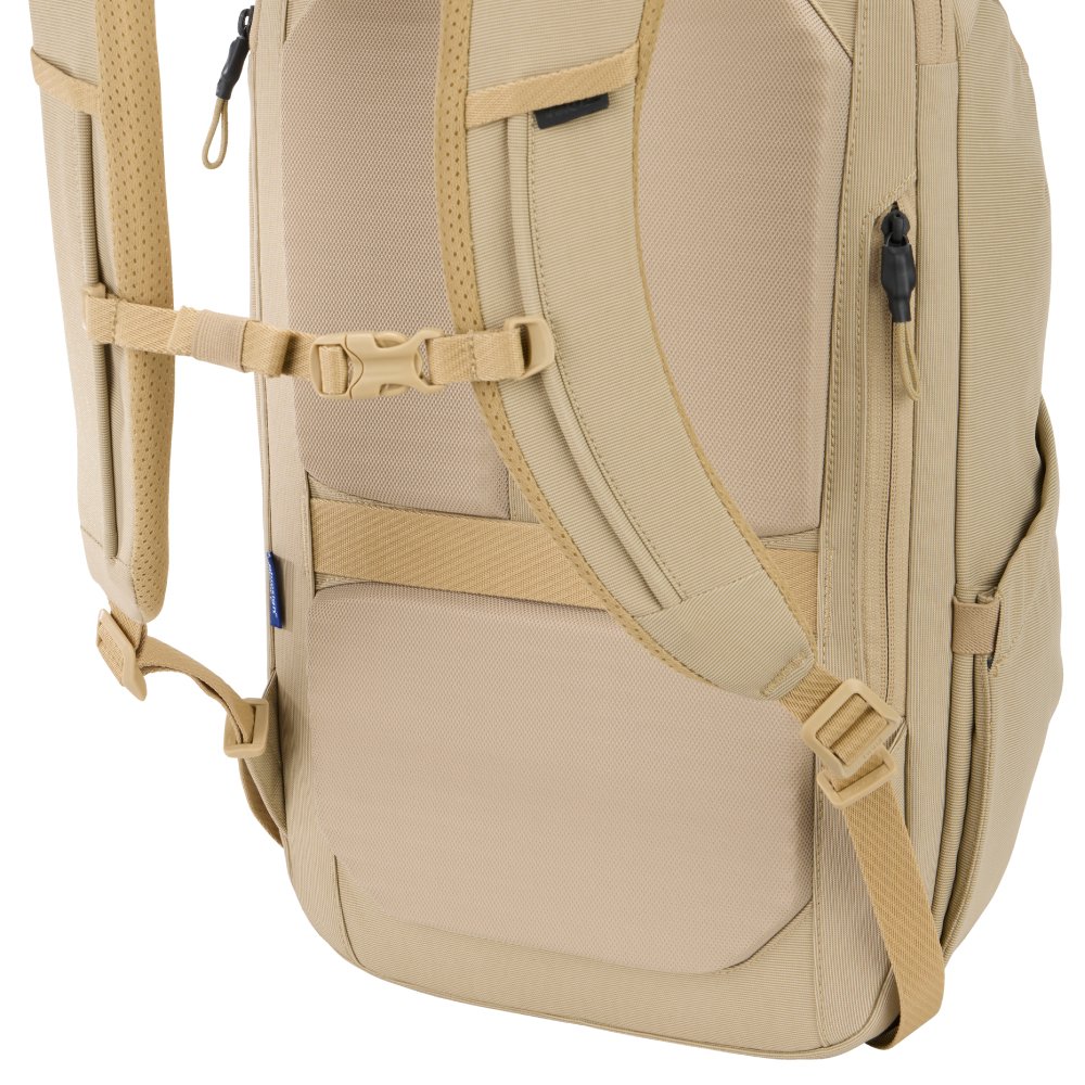 Thule_Paramount_24L_3205547_04.jpg